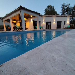 Villa pont d'arc